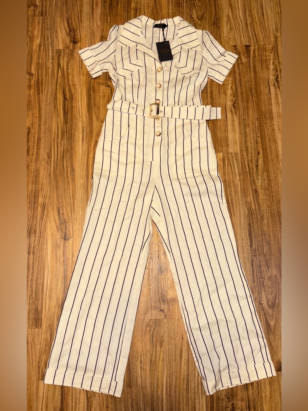 De la vali  women 10 medium Jumpsuit romper Striped Cream navy Wide Leg NWT